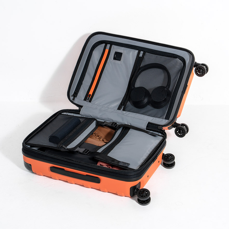 Renegade Vault Carry-On - View 2