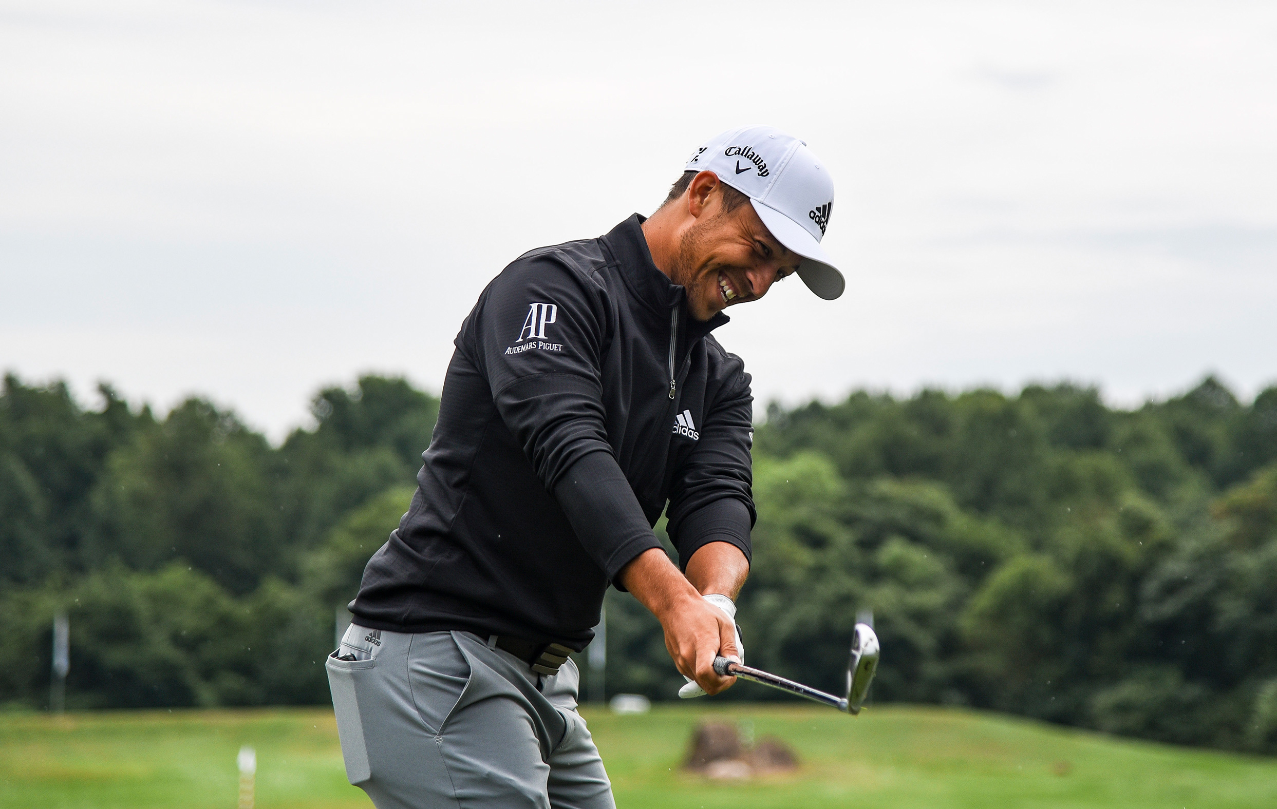 Xander Schauffele Playing Golf